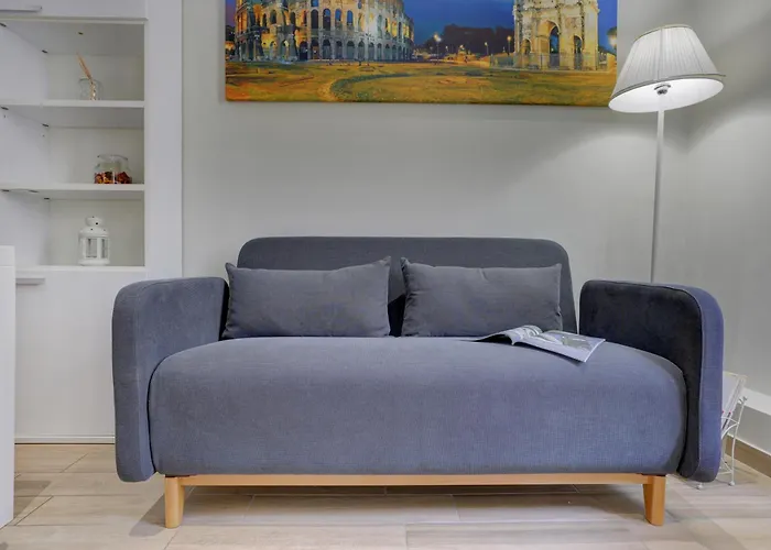 Santi Quattro - Colosseo Apartment *
