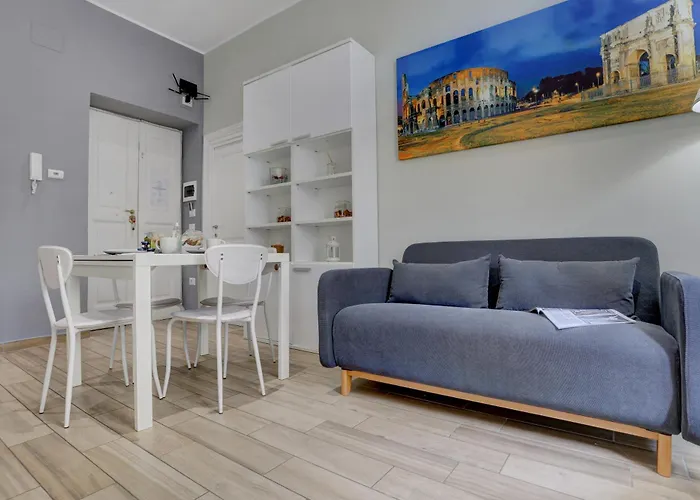 Santi Quattro - Colosseo Apartment